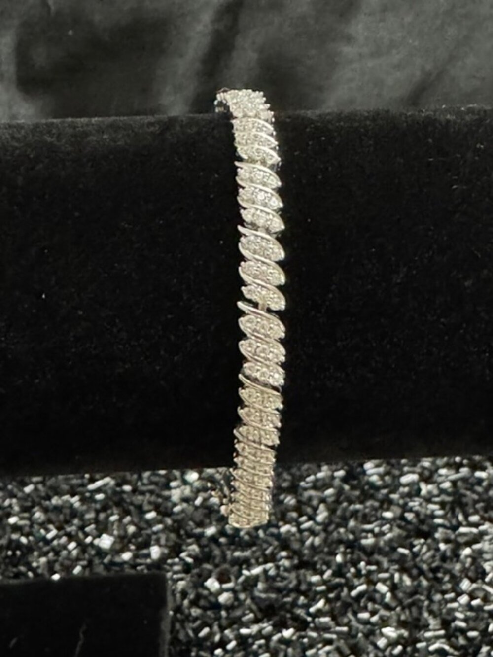 Goldoro 18K White Gold Filled AAA CZ Tennis Bracelet 7.5” Secure Lock Clasp NWOT